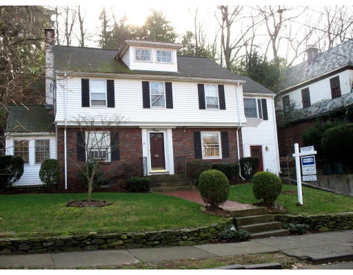 Unit for sale at 84 Atwood Ave, Newton, MA 02460