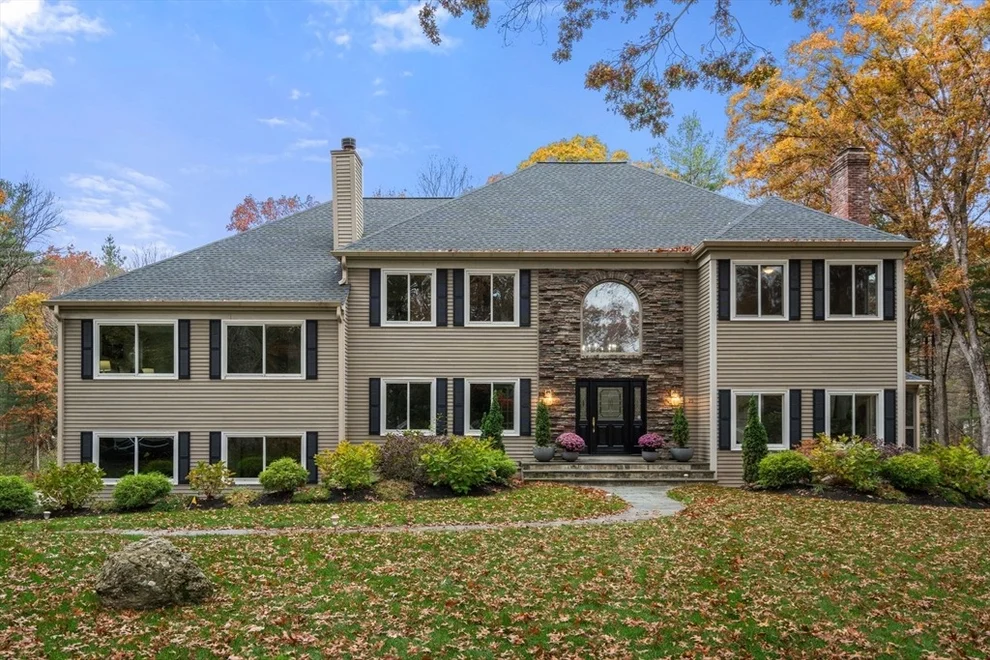 Unit for sale at 25 Bridle Path, Sudbury, MA 01776
