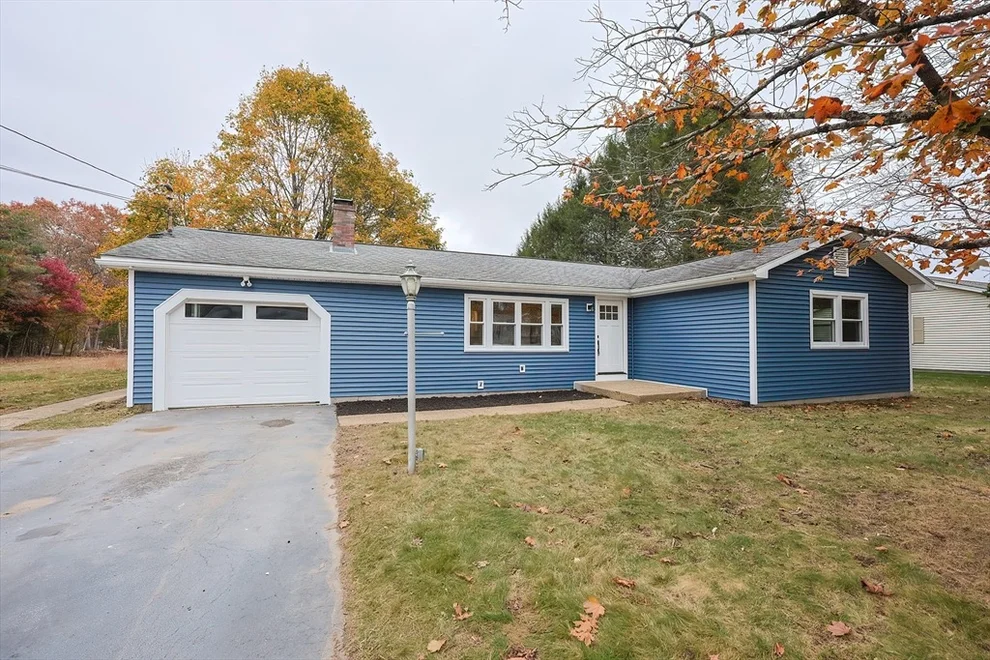 Unit for sale at 8 Ridge Dr, Dudley, MA 01571