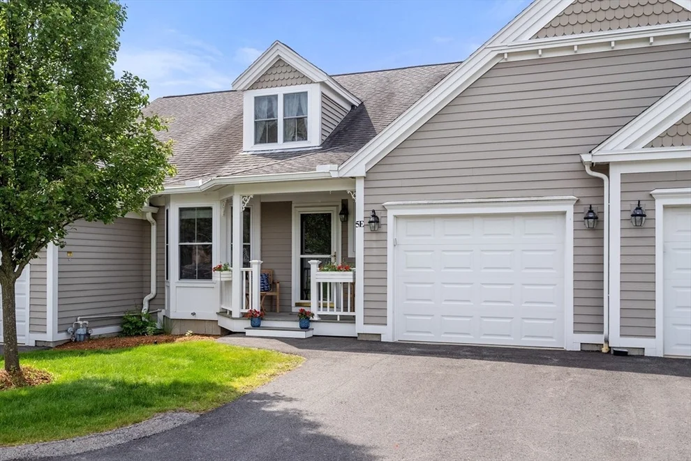 Unit for sale at 5 Strawberry Ln, Hudson, MA 01749