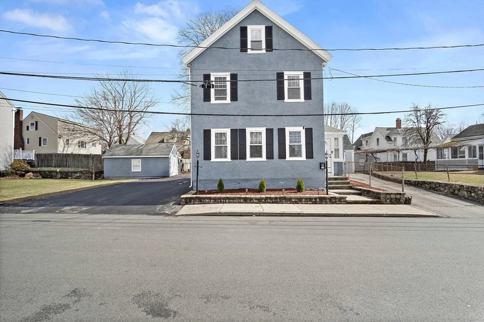 Unit for sale at 5 Flagg Street, Woburn, MA 01801