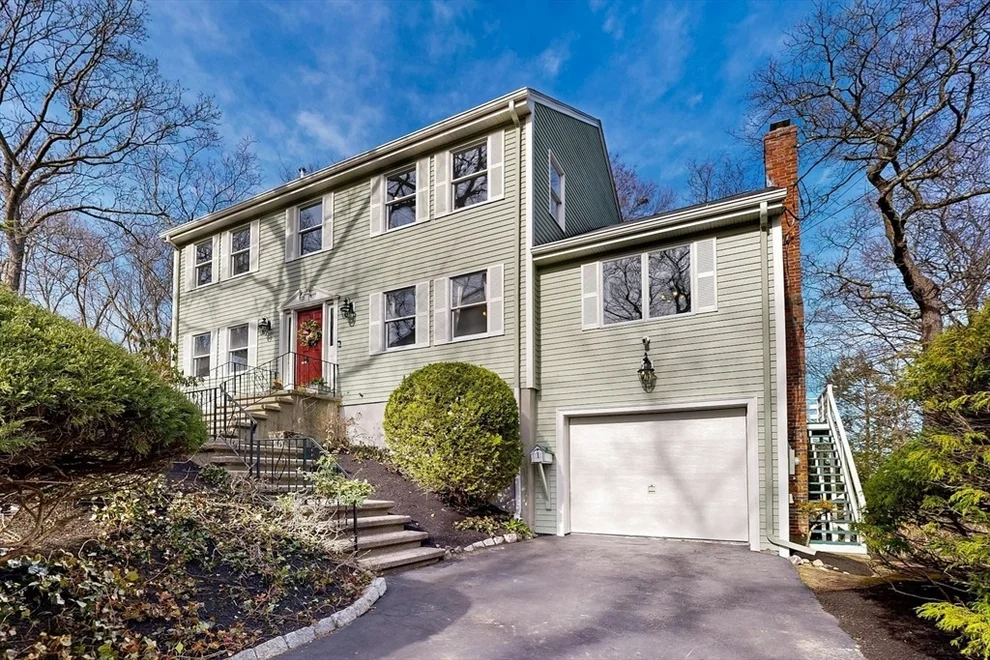 Unit for sale at 1 Hodge Rd, Arlington, MA 02474