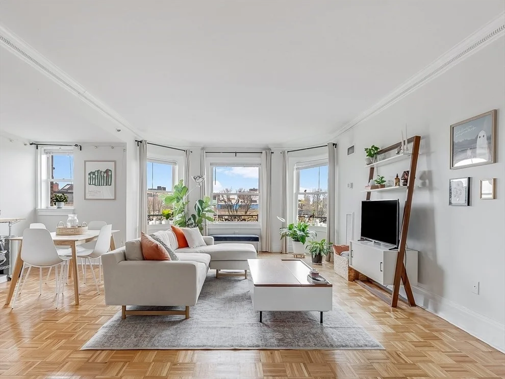 Unit for sale at 390 Commonwealth Avenue, Boston, MA 02215