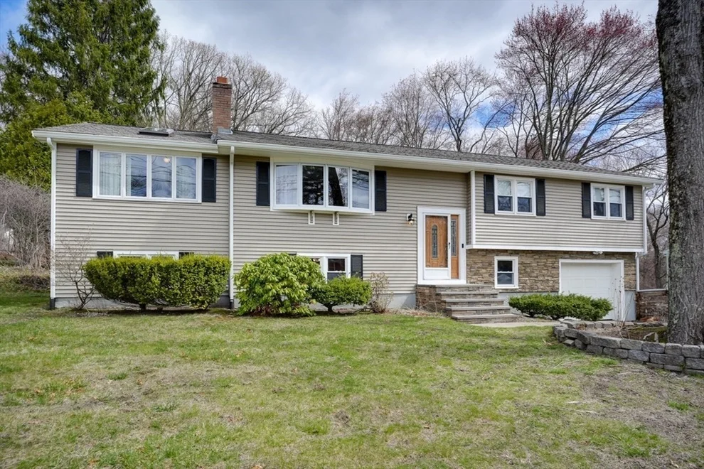 Unit for sale at 20 Wildwood St, Burlington, MA 01803