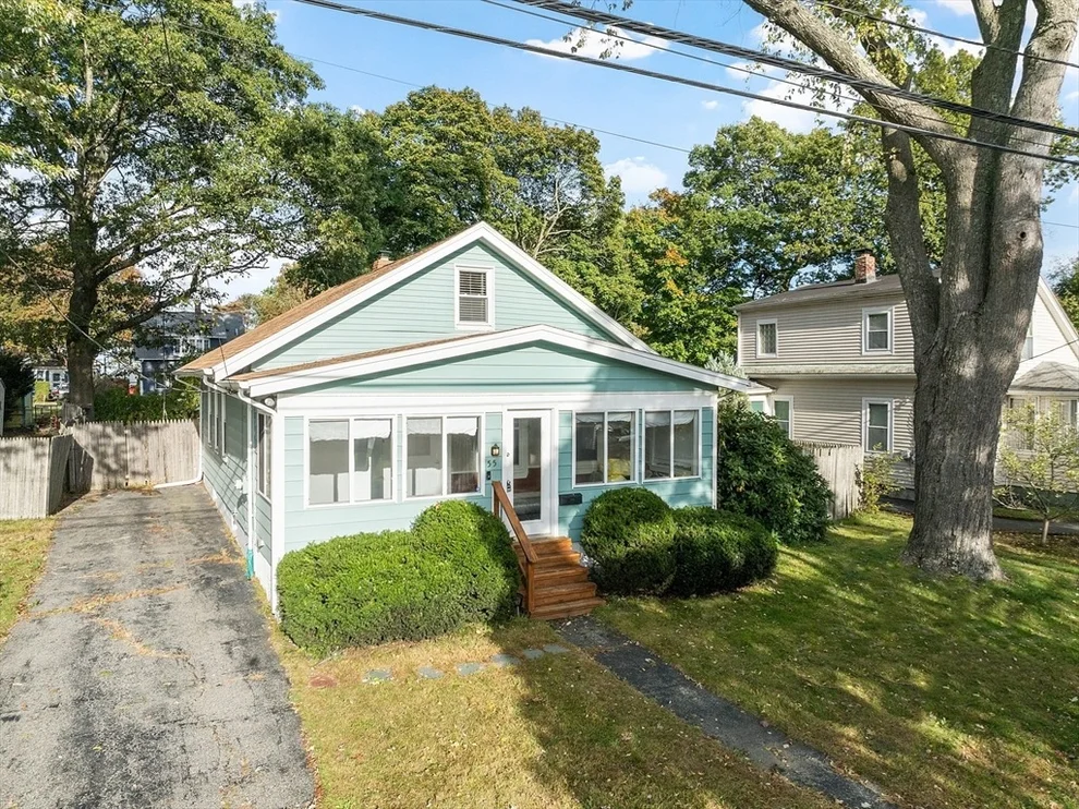 Unit for sale at 55 Tennyson St, Worcester, MA 01610