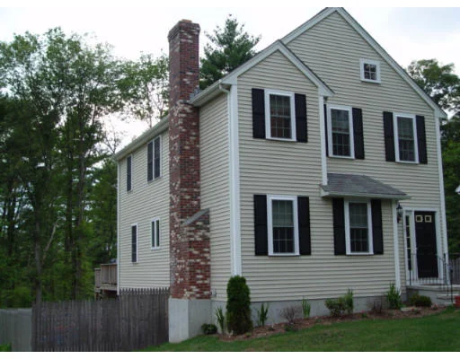 Unit for sale at 1139 Plymouth Street, Abington, MA 02351