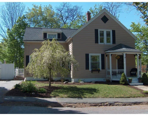 Unit for sale at 78 Mount Vernon Street, Reading, MA 01867