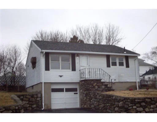 Unit for sale at 7 Oakside Ave., Methuen, MA 01844