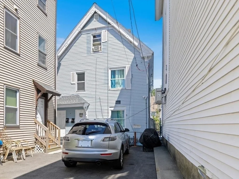 Unit for sale at 11-13 Center St, Methuen, MA 01844