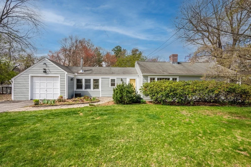 Unit for sale at 114 Nagog Hill Rd, Acton, MA 01720
