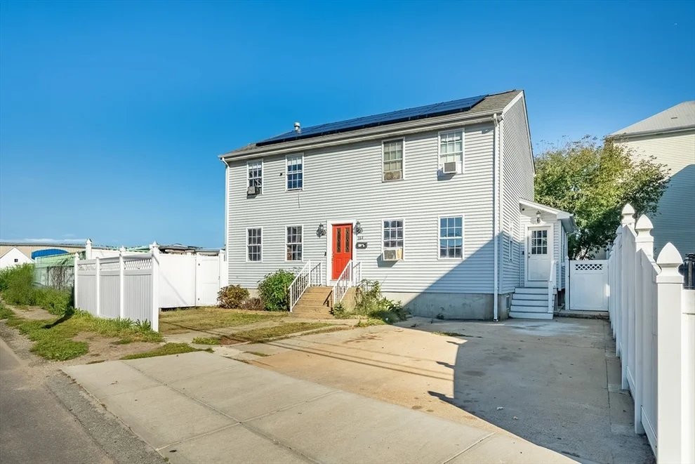 Unit for sale at 164 Wamsutta St, Fall River, MA 02723