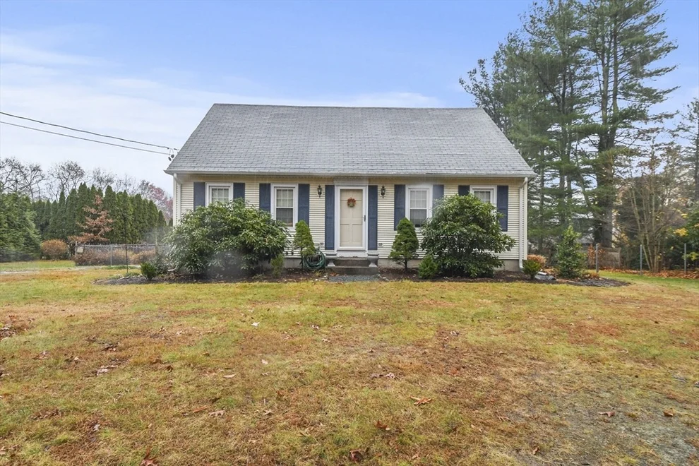 Unit for sale at 176 Lincoln St, Seekonk, MA 02771