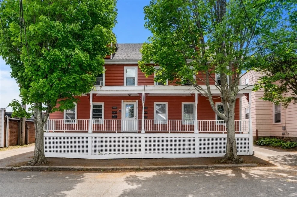 Unit for sale at 21 Hawkes St, Marblehead, MA 01945