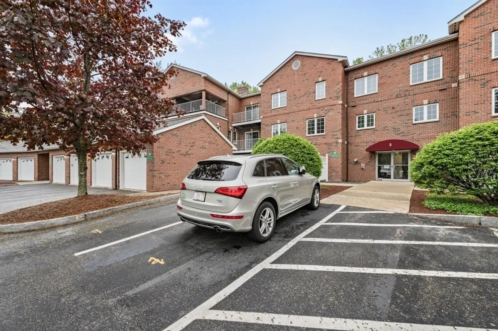 Unit for sale at 7 Conant Rd, Winchester, MA 01890