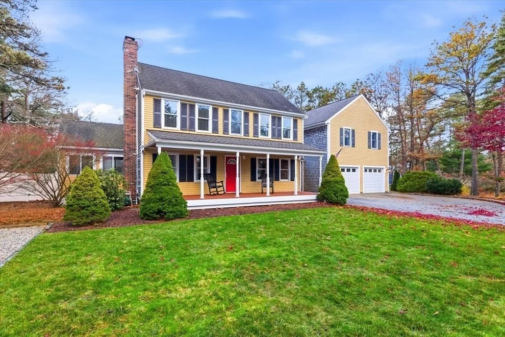 Unit for sale at 109 Great Pines Dr, Mashpee, MA 02649