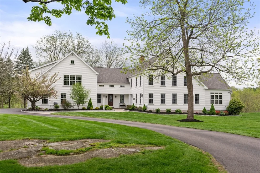 Unit for sale at 29 Sears Road, Southborough, MA 01772