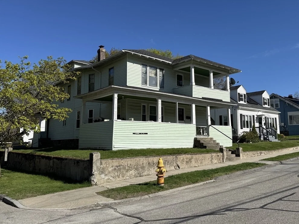Unit for sale at 62 Sylvan St, Worcester, MA 01603