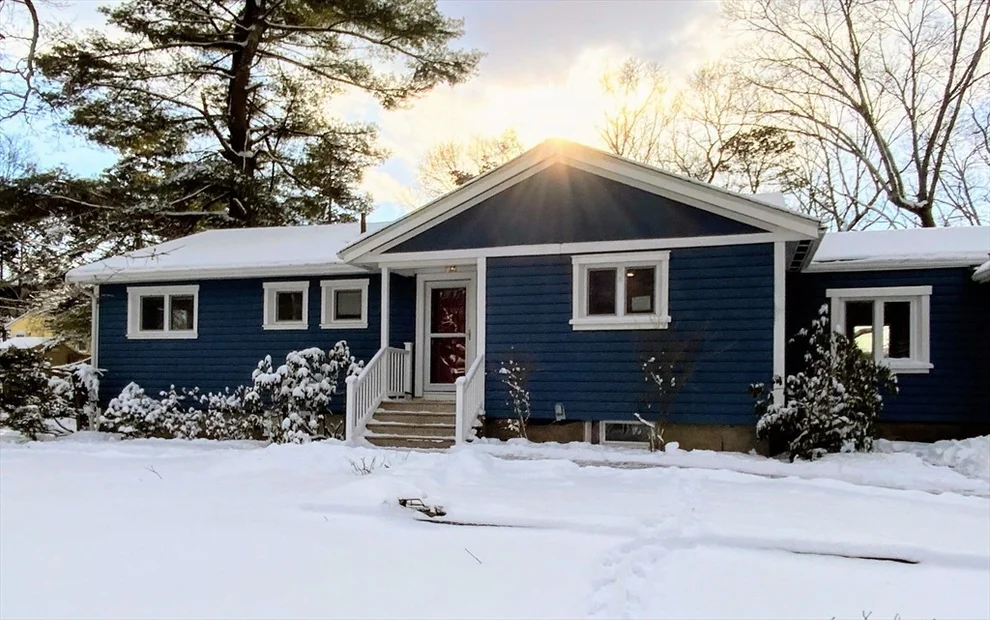 Unit for sale at 85 Fruit St, Ashland, MA 01721