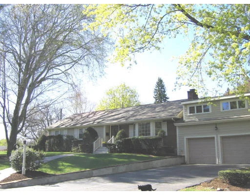 Unit for sale at 15 Ginn Rd, Winchester, MA 01890
