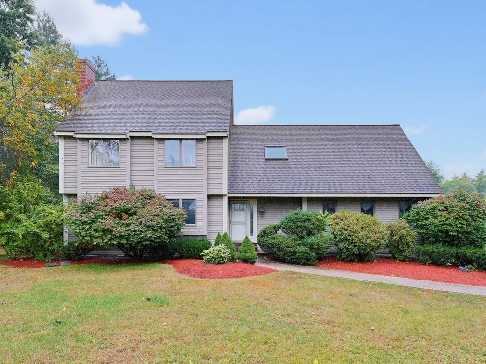 Unit for sale at 140 Paquawket Path, Groton, MA 01450