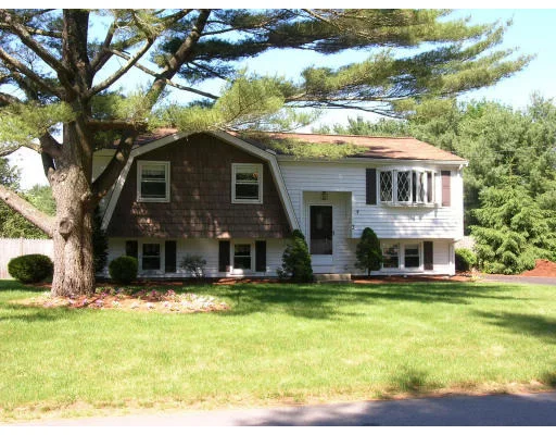 Unit for sale at 3 Wilbur Street, Norton, MA 02766