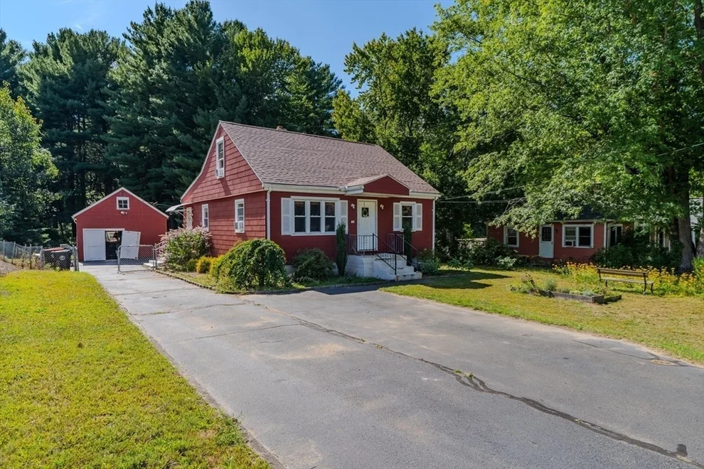 Unit for sale at 18 Sunset Ave, South Hadley, MA 01075