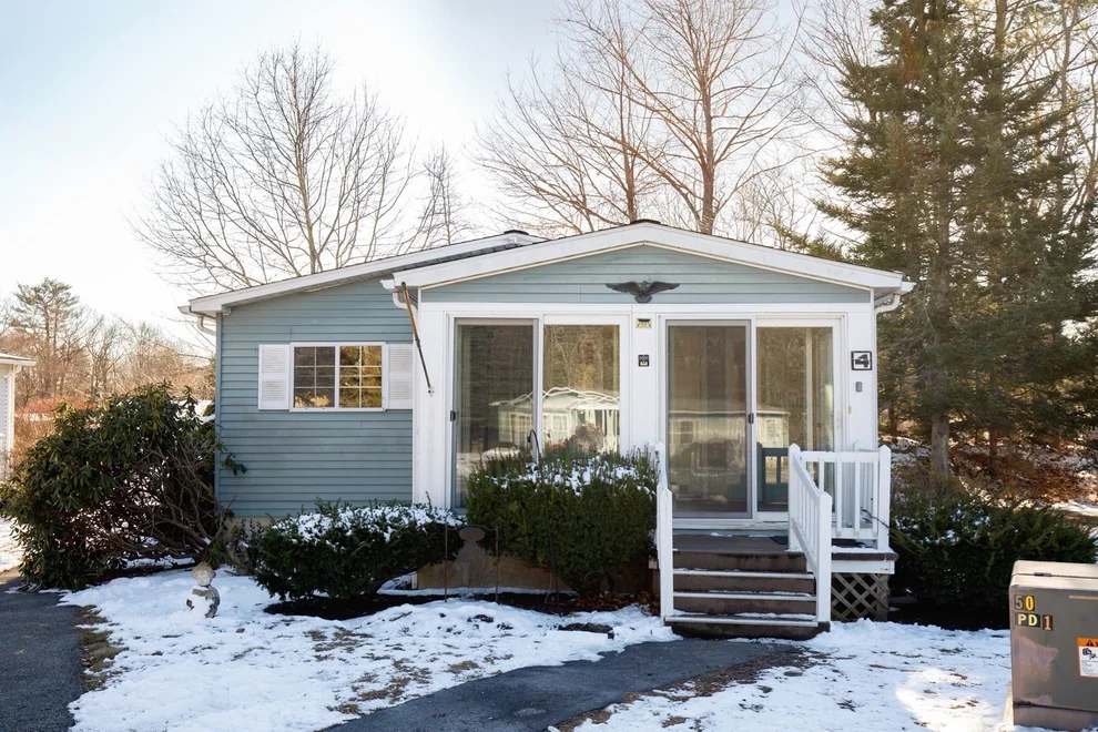 Unit for sale at 4 Fir Circle, Rockland, MA 02370