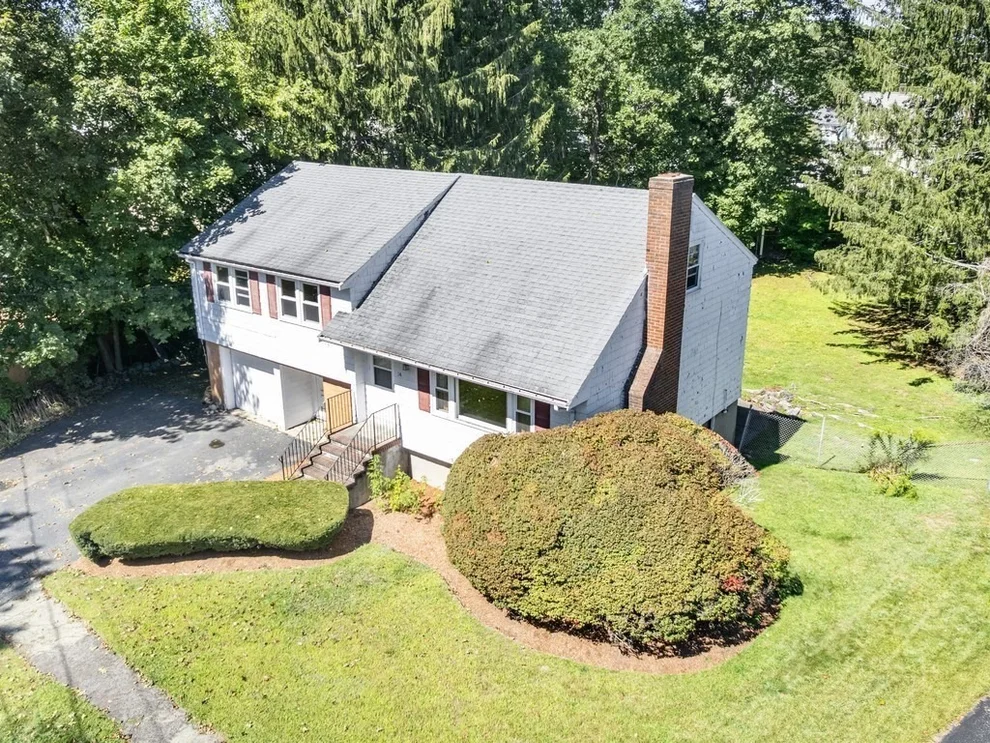 Unit for sale at 14 Mallard Way, Waltham, MA 02452