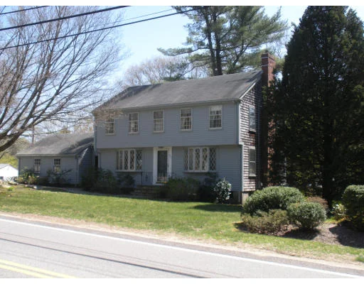 Unit for sale at 272 High Street, Hingham, MA 02043