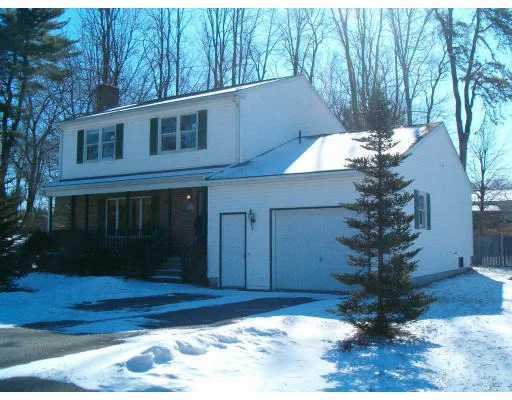 Unit for sale at 21 Tara Circle, Northampton, MA 01060