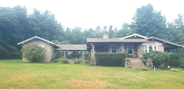 Unit for sale at 25 North St, Blandford, MA 01008