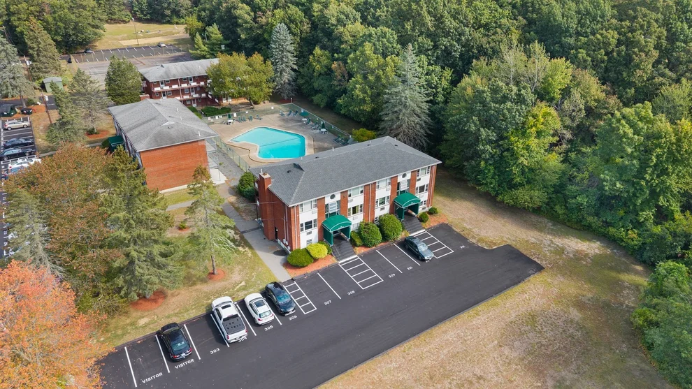 Unit for sale at E2 Colonial Dr, Andover, MA 01810