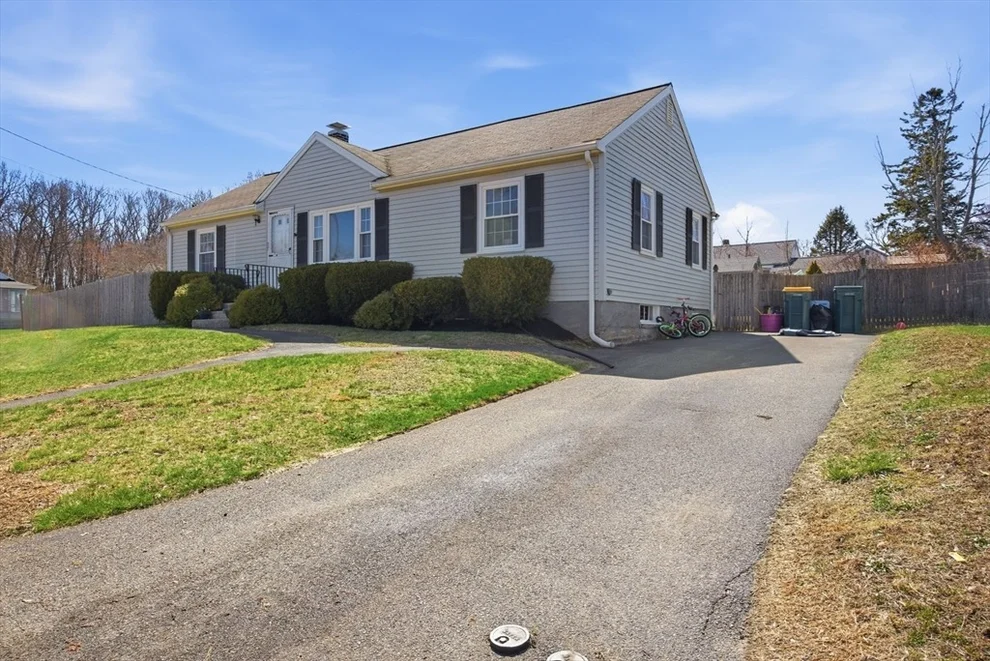 Unit for sale at 77 Clapp St, Abington, MA 02351