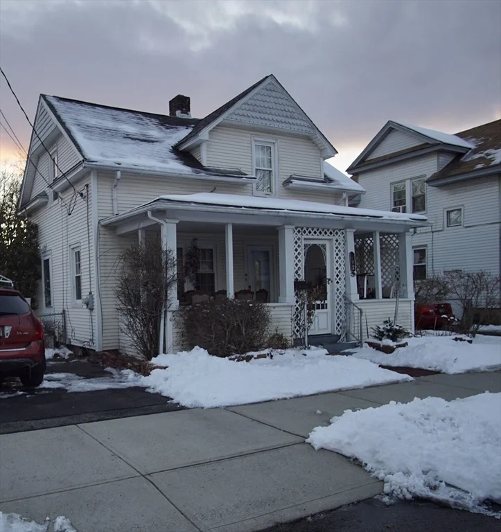 Unit for sale at 292 Commonwealth Ave, Springfield, MA 01108