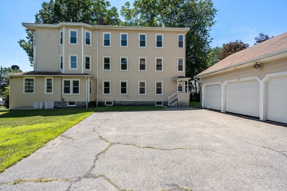 Unit for sale at 6 Indiana St, Worcester, MA 01604