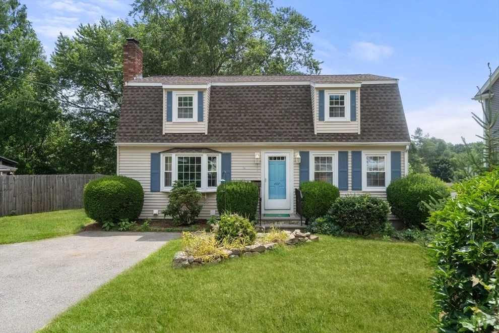 Unit for sale at 102 Cherry St, Framingham, MA 01701