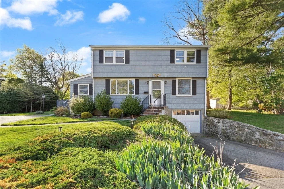 Unit for sale at 28 Highland Ave, Lynnfield, MA 01940