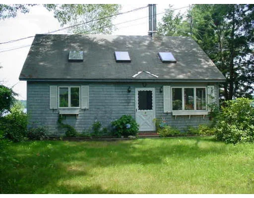 Unit for sale at 1 Drew Lane, Kingston, NH 03848