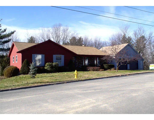 Unit for sale at 63 Lakeview Dr., Gardner, MA 01440