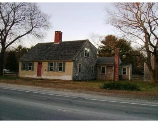 Unit for sale at 383 Summer St, Duxbury, MA 02332