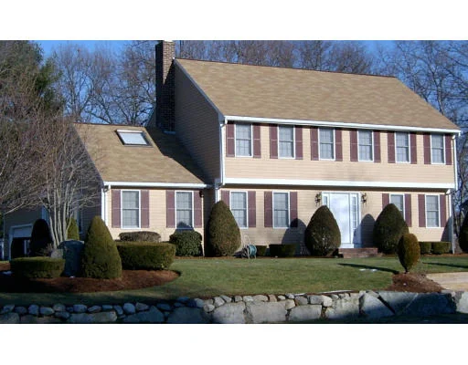 Unit for sale at 61 Erica Dr, Stoughton, MA 02072