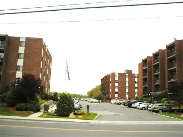 Unit for sale at 135 Franklin St, Stoneham, MA 02180