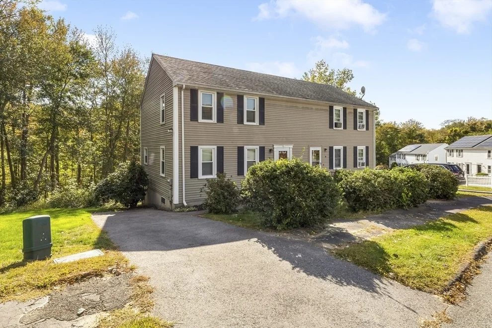 Unit for sale at 7 Lorraine Rd, Worcester, MA 01604