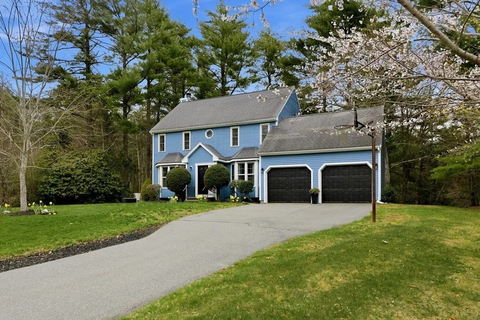 Unit for sale at 12 Alpine Run Rd, Kingston, MA 02364