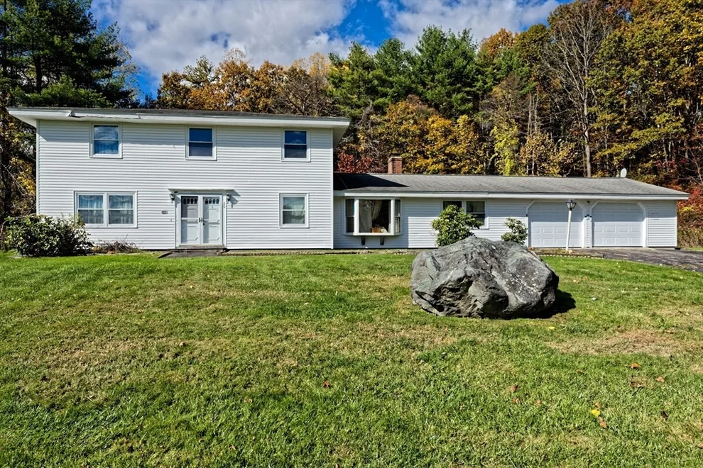 Unit for sale at 50 Juniper Ln, Framingham, MA 01701