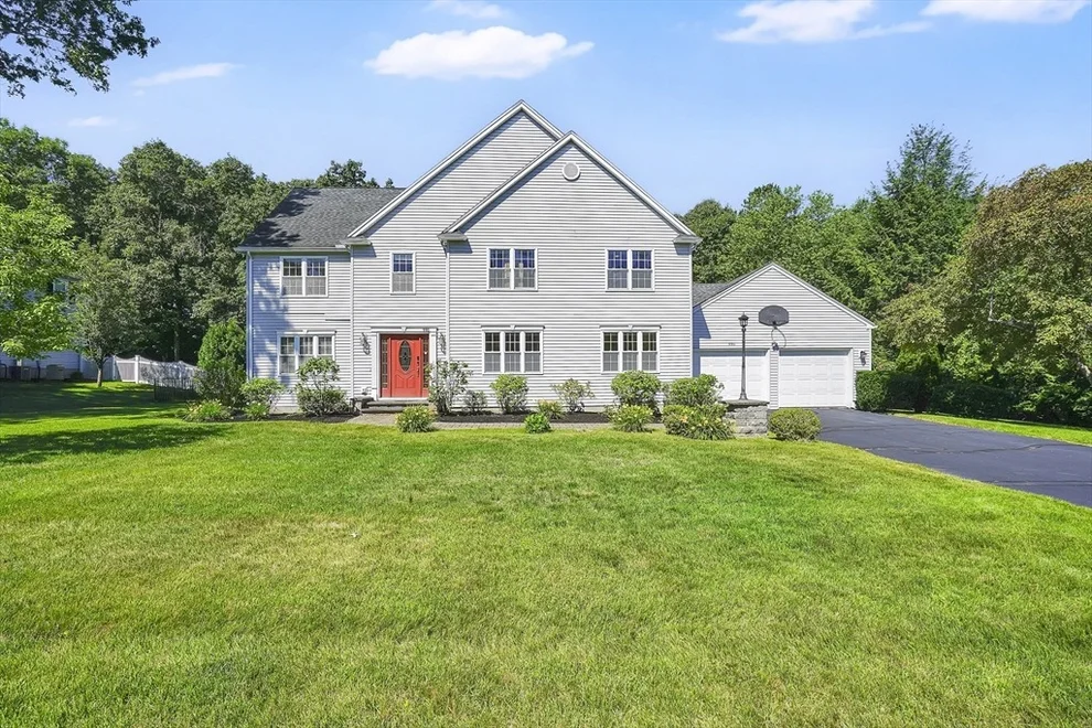 Unit for sale at 990 Frank Smith Rd, Longmeadow, MA 01106