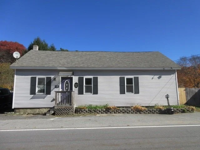 Unit for sale at 425 1/2 Putnam Hill Road, Sutton, MA 01590