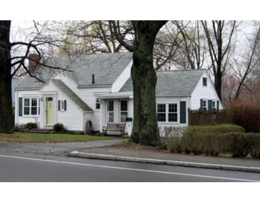 Unit for sale at 143 Green Street, Weymouth, MA 02191