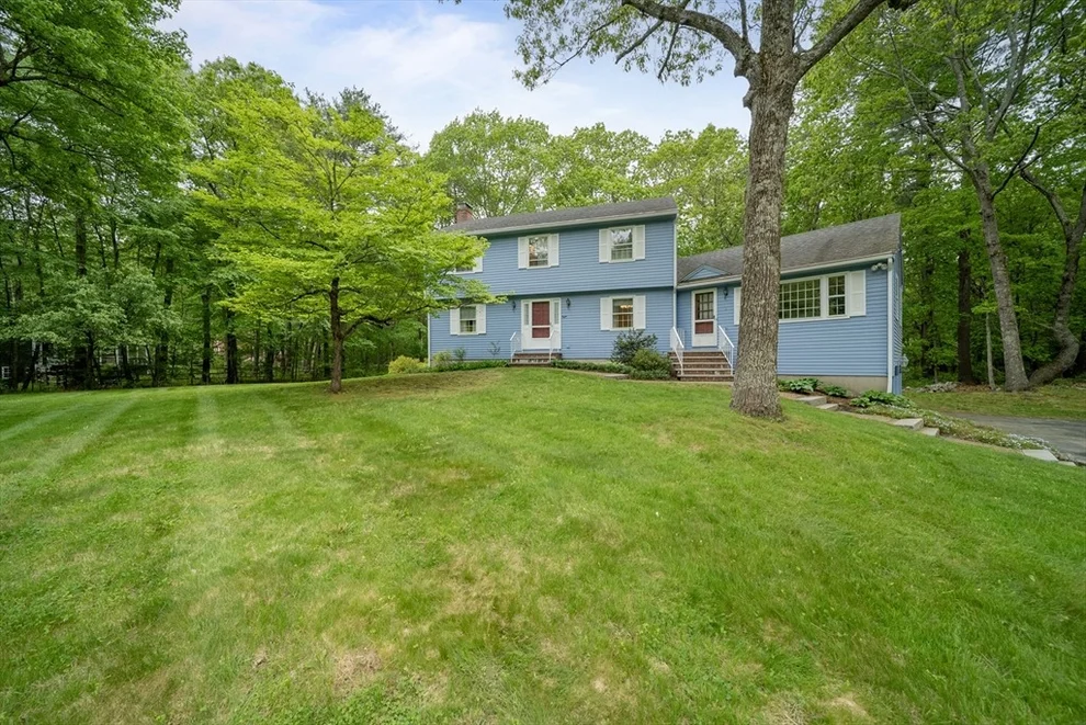 Unit for sale at 8 Lillian Dr, Ipswich, MA 01938