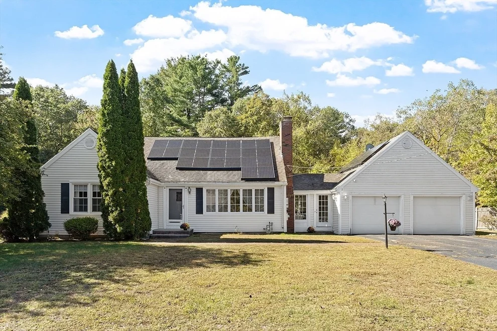 Unit for sale at 2 Spring Ln, Hopkinton, MA 01748